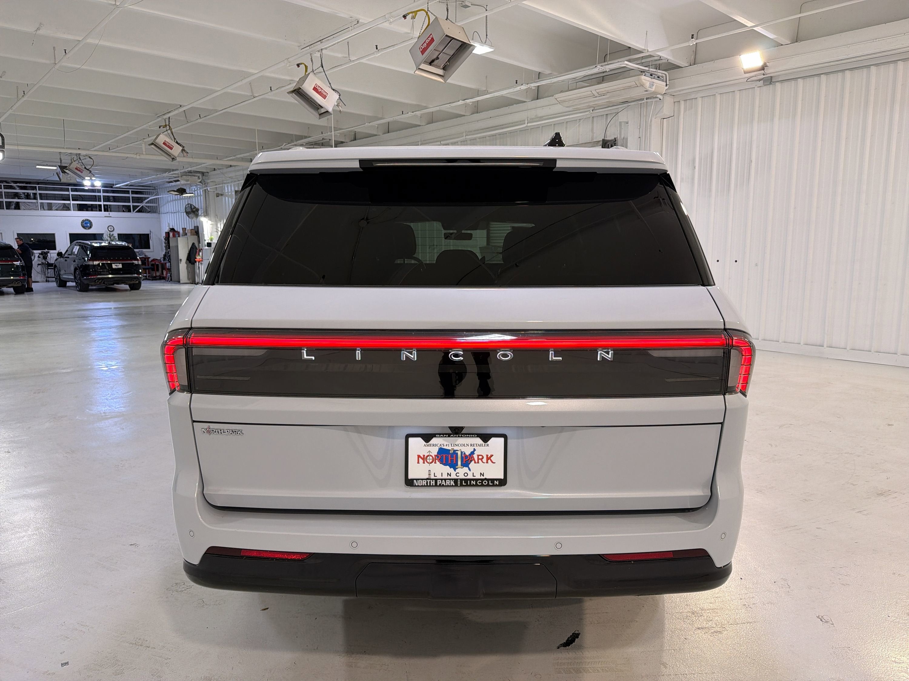 2026 Lincoln Navigator L Reserve