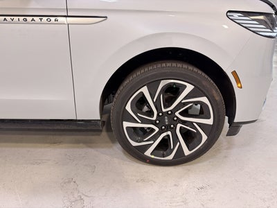 2026 Lincoln Navigator L Reserve