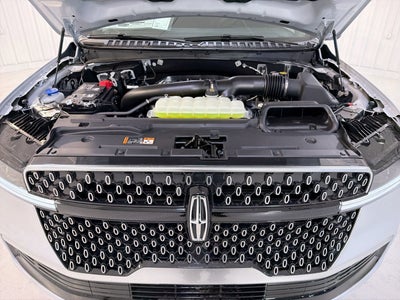 2026 Lincoln Navigator L Reserve