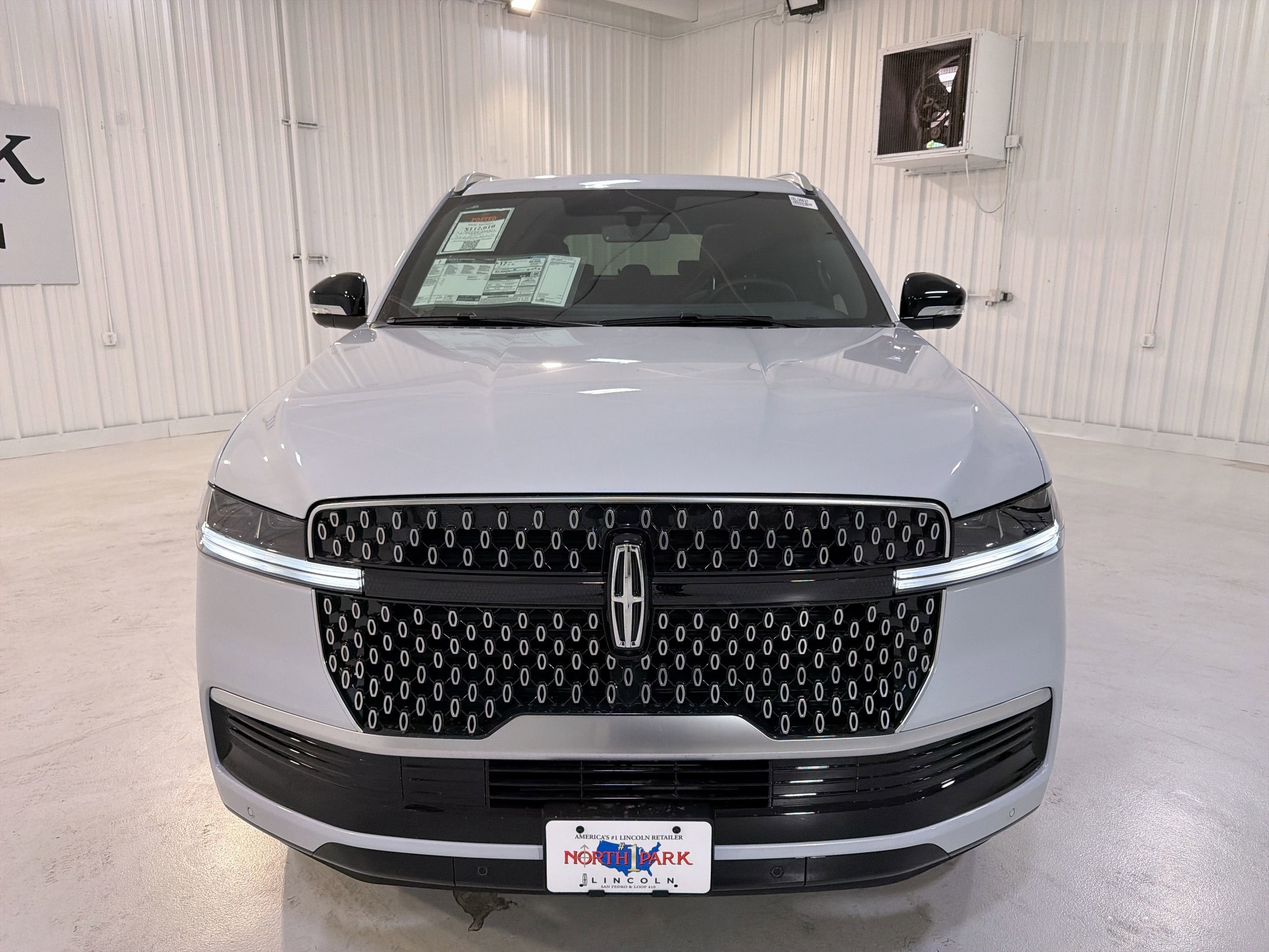 2026 Lincoln Navigator L Reserve