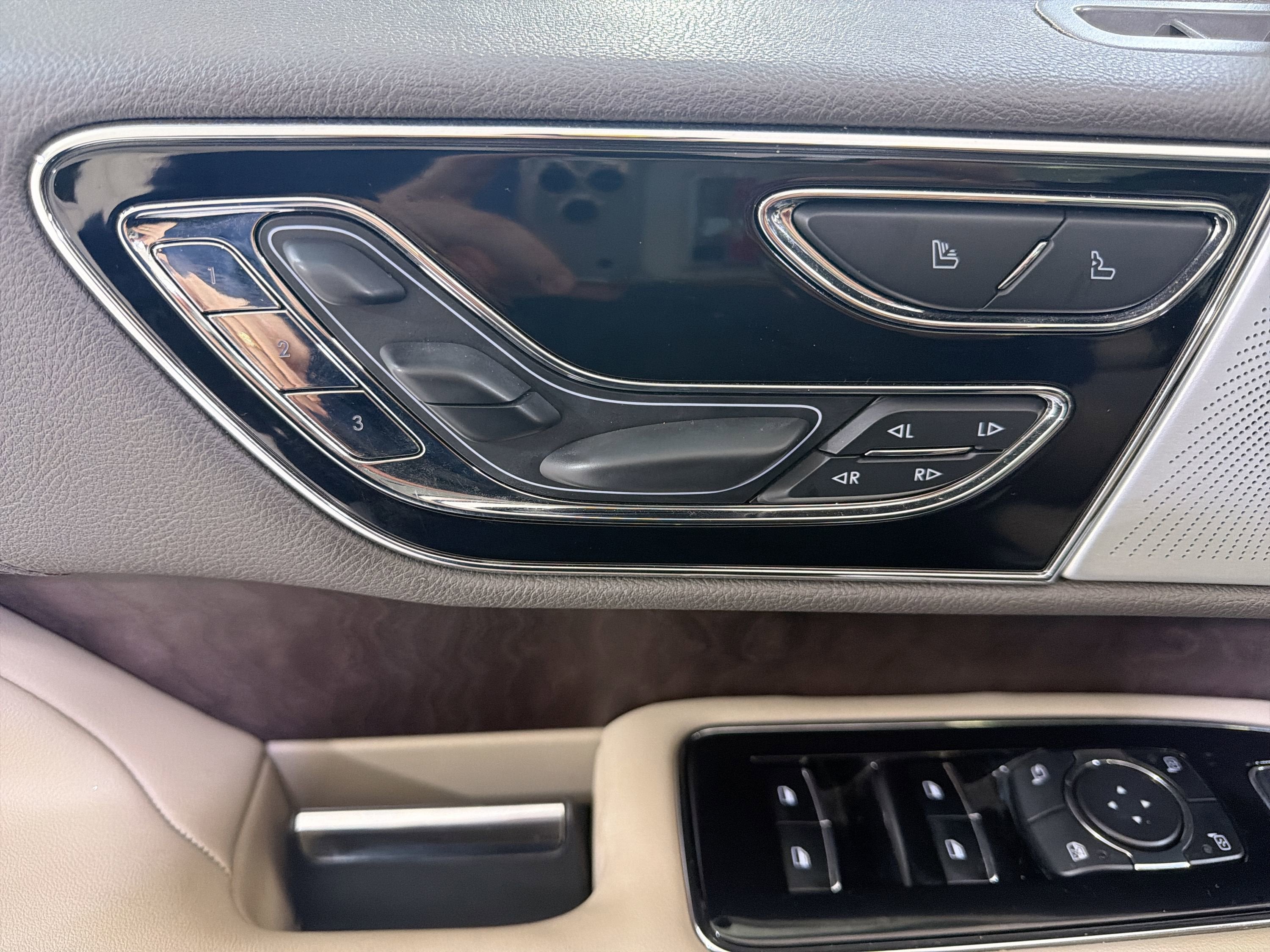 2023 Lincoln Navigator L Reserve