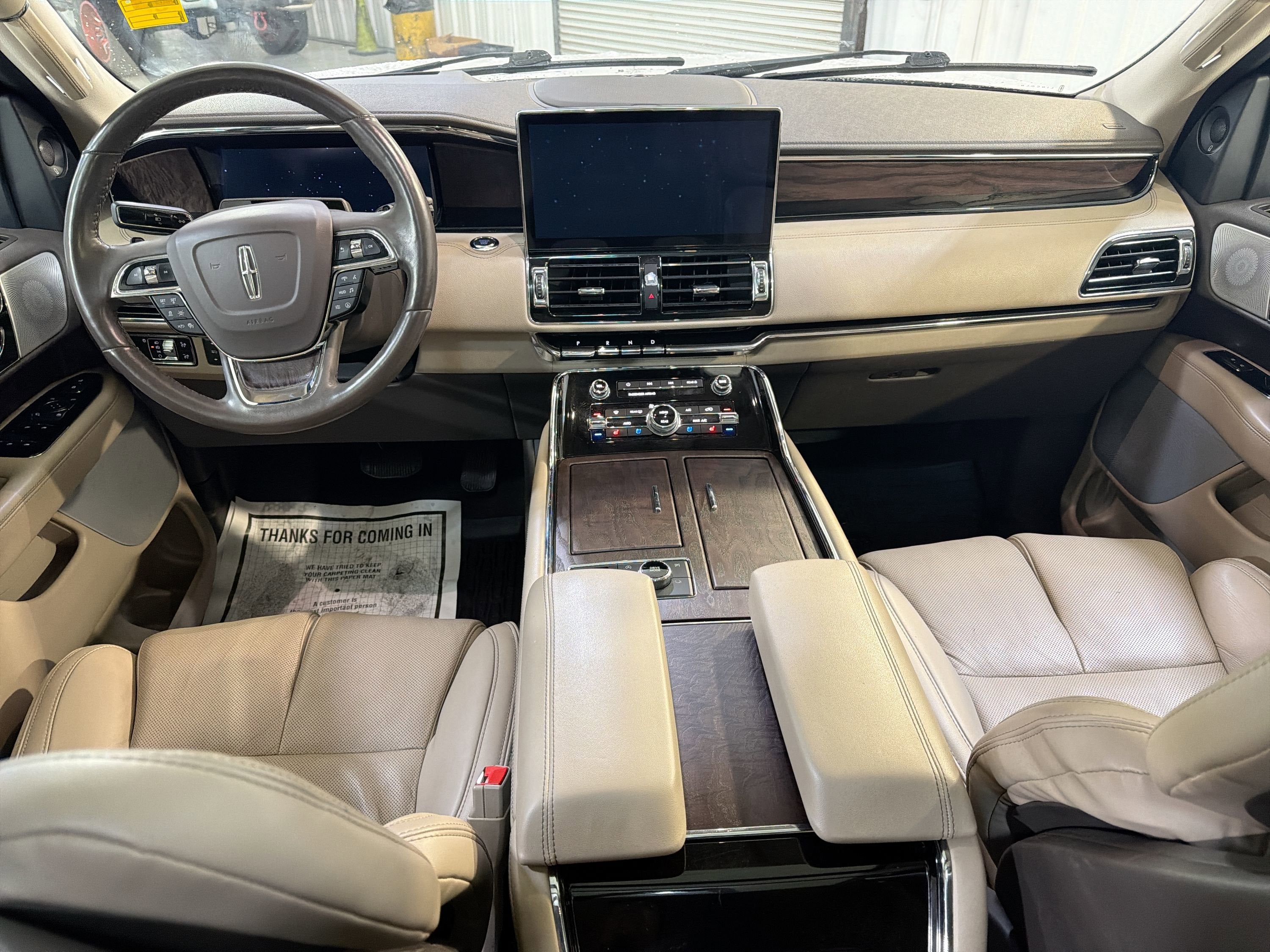 2023 Lincoln Navigator L Reserve