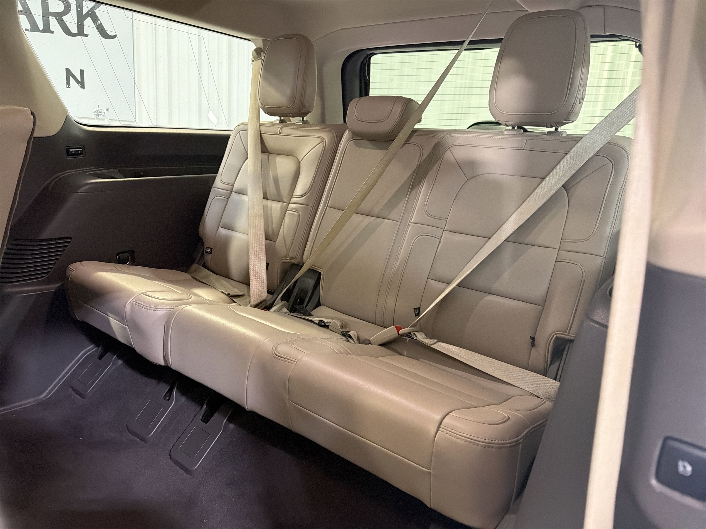 2023 Lincoln Navigator L Reserve