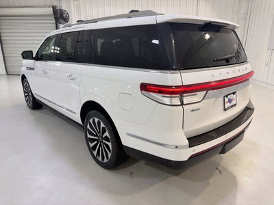 2023 Lincoln Navigator L Reserve