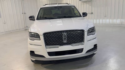 2023 Lincoln Navigator L Reserve