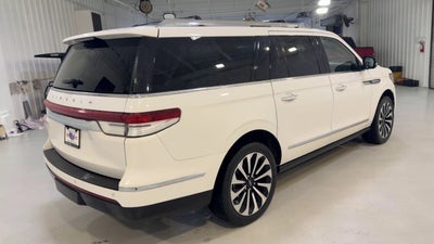 2023 Lincoln Navigator L Reserve