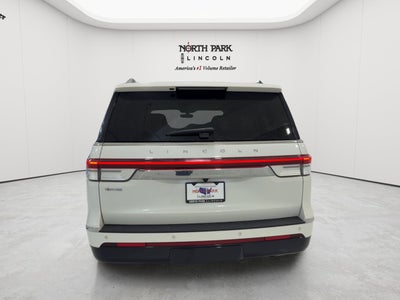 2023 Lincoln Navigator L Reserve