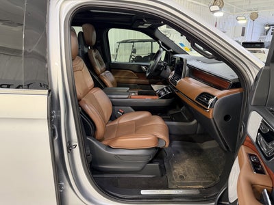2024 Lincoln Navigator L Reserve