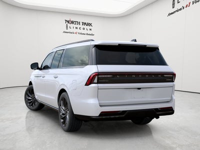 2027 Lincoln Navigator L Reserve