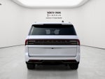 2027 Lincoln Navigator L Reserve