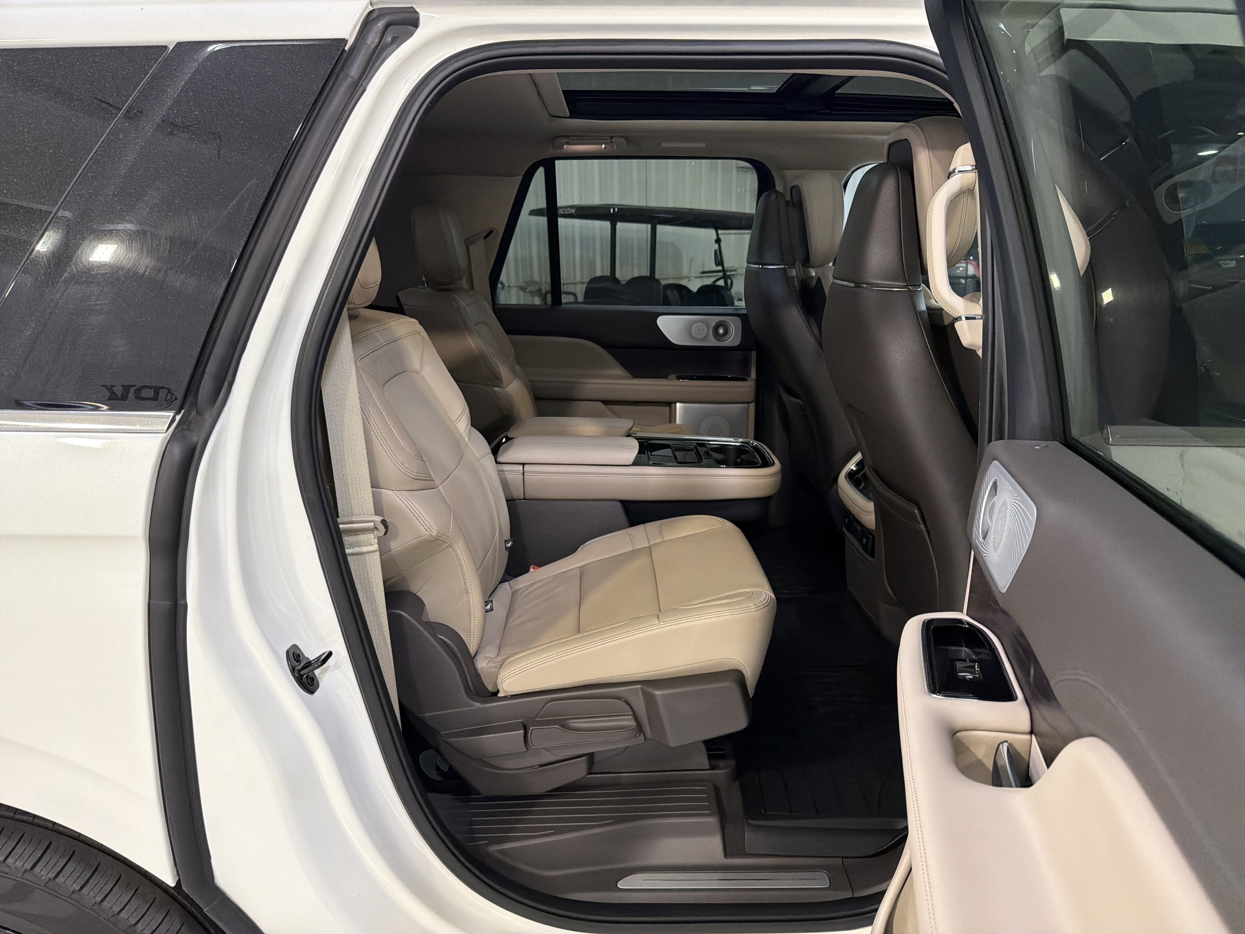 2024 Lincoln Navigator L Reserve