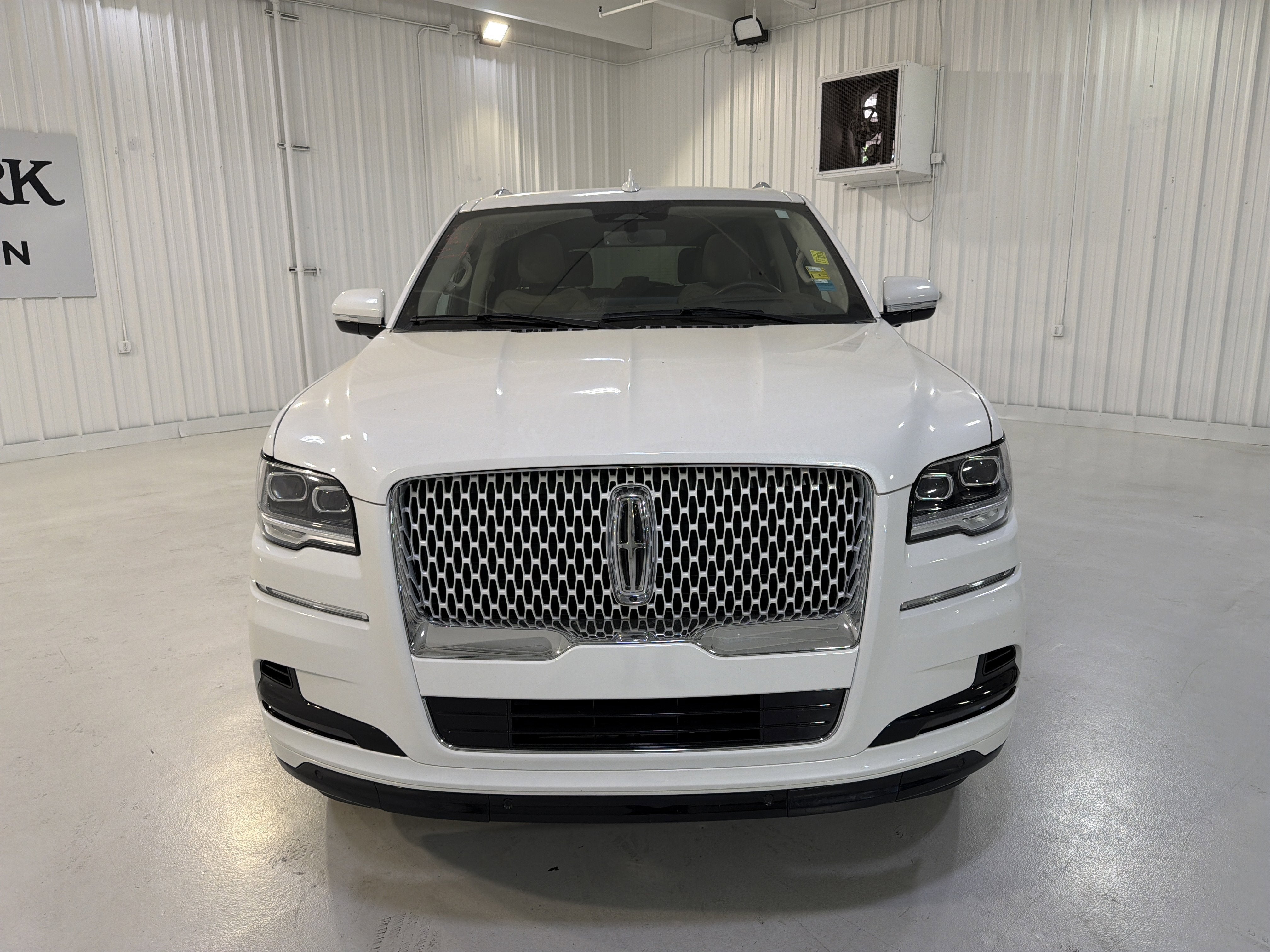 2024 Lincoln Navigator L Reserve