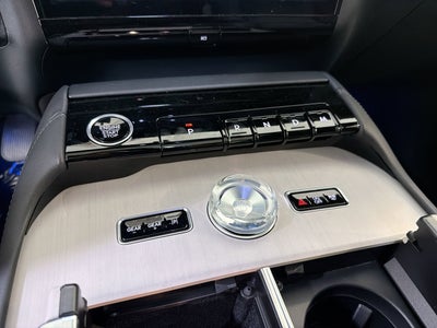 2025 Lincoln Navigator L Reserve