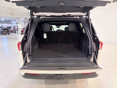 2025 Lincoln Navigator L Reserve