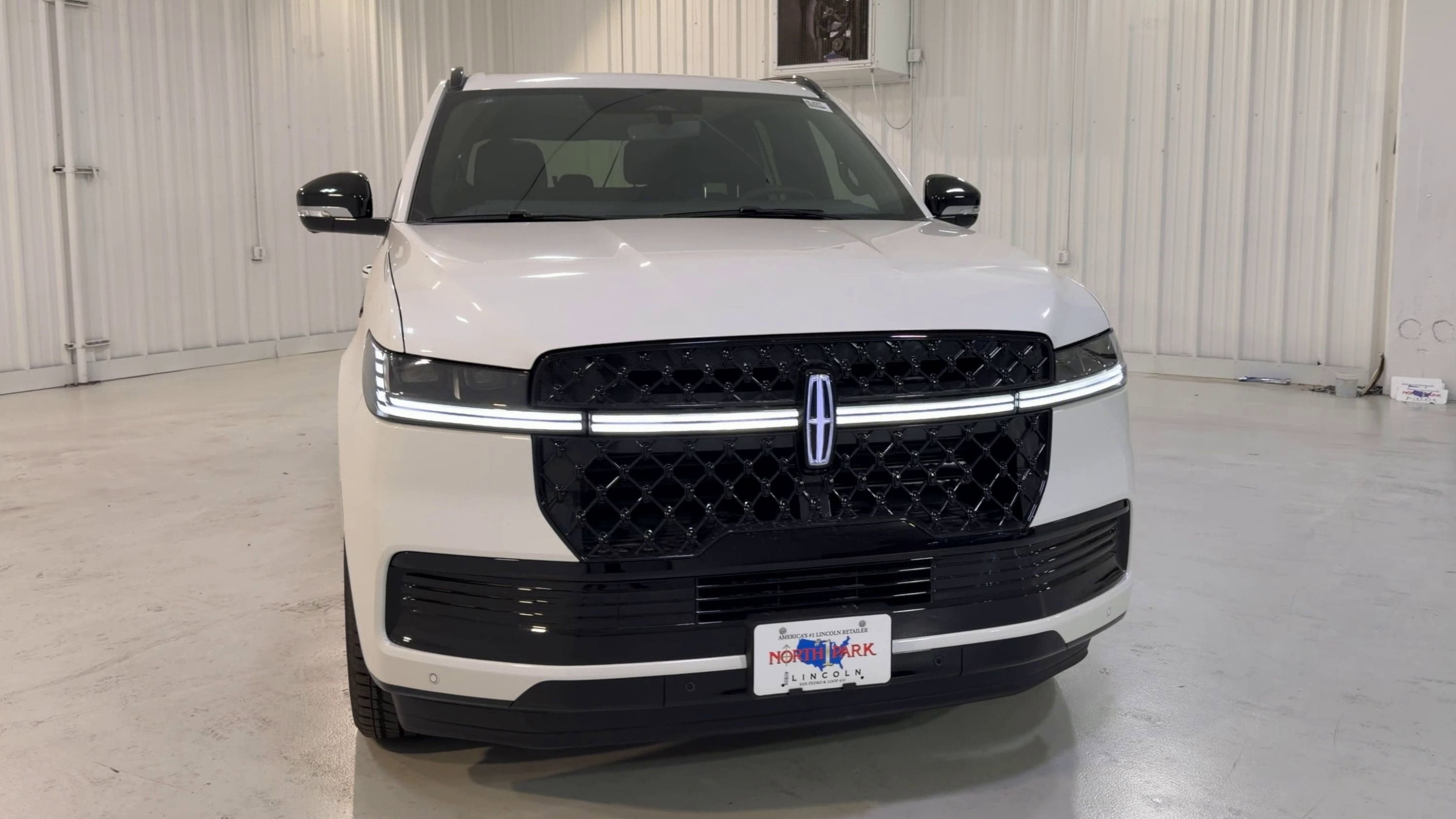 2025 Lincoln Navigator L Reserve