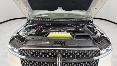 2027 Lincoln Navigator L Reserve