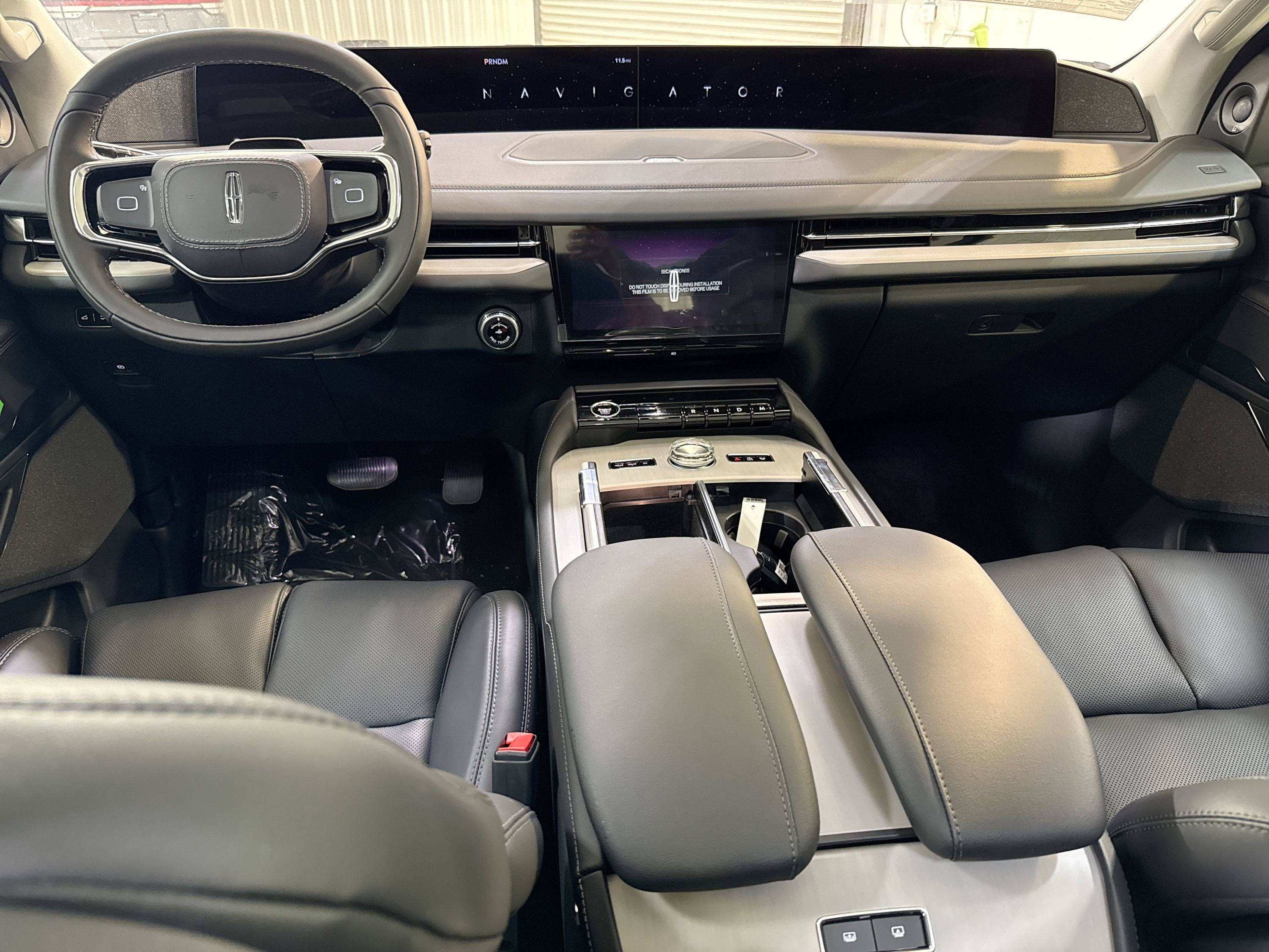 2025 Lincoln Navigator L Reserve