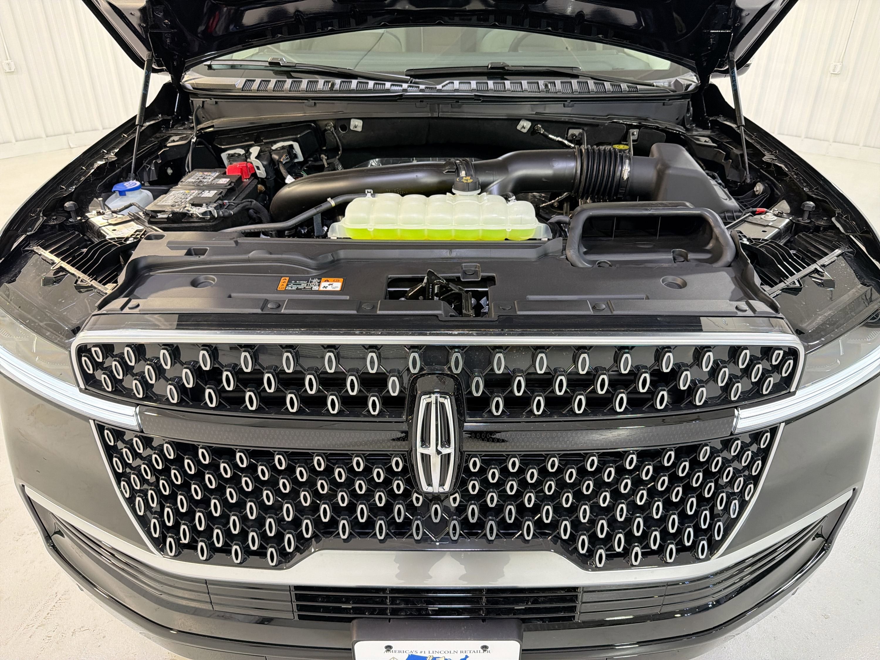 2026 Lincoln Navigator L Reserve