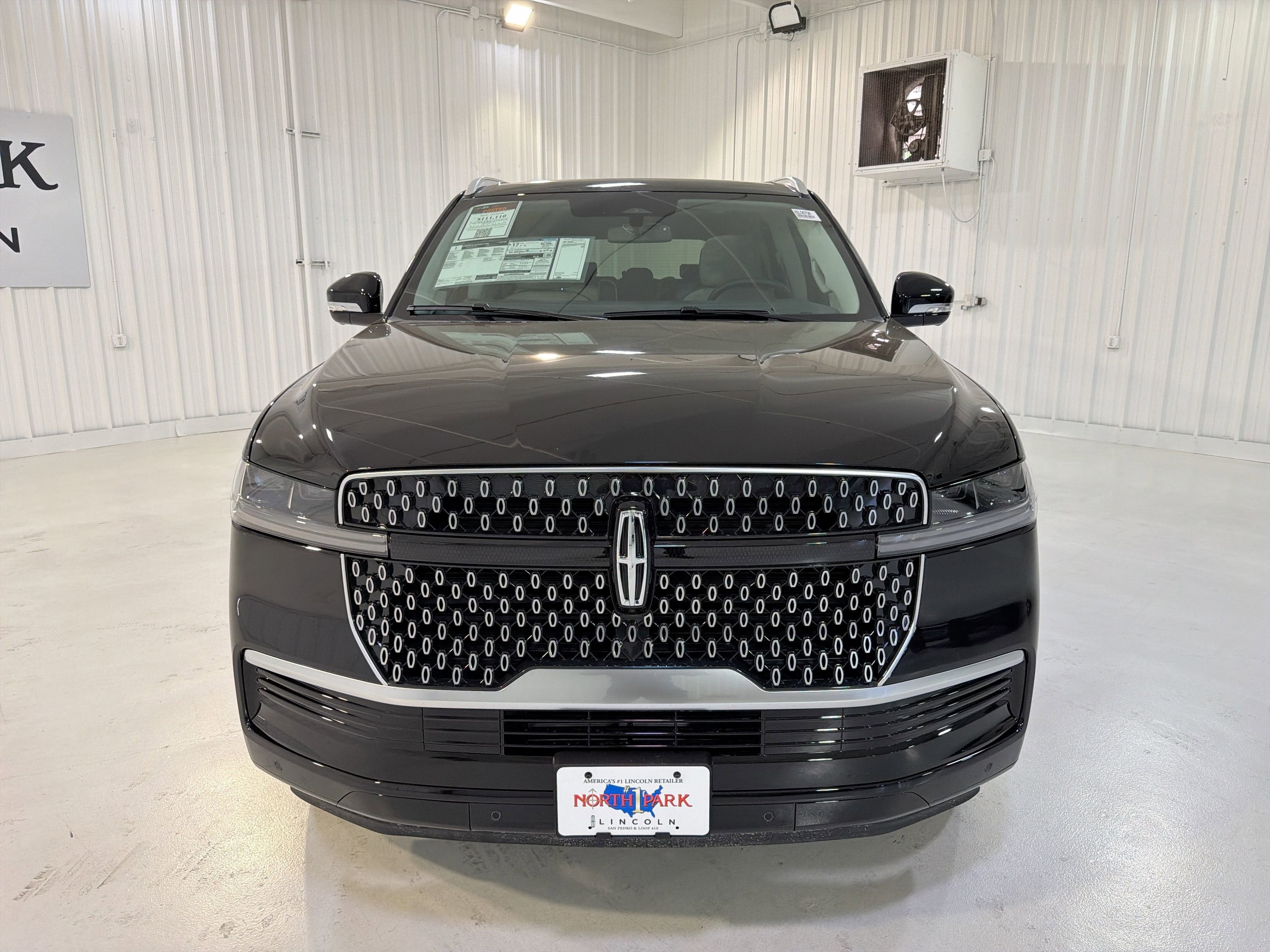 2026 Lincoln Navigator L Reserve
