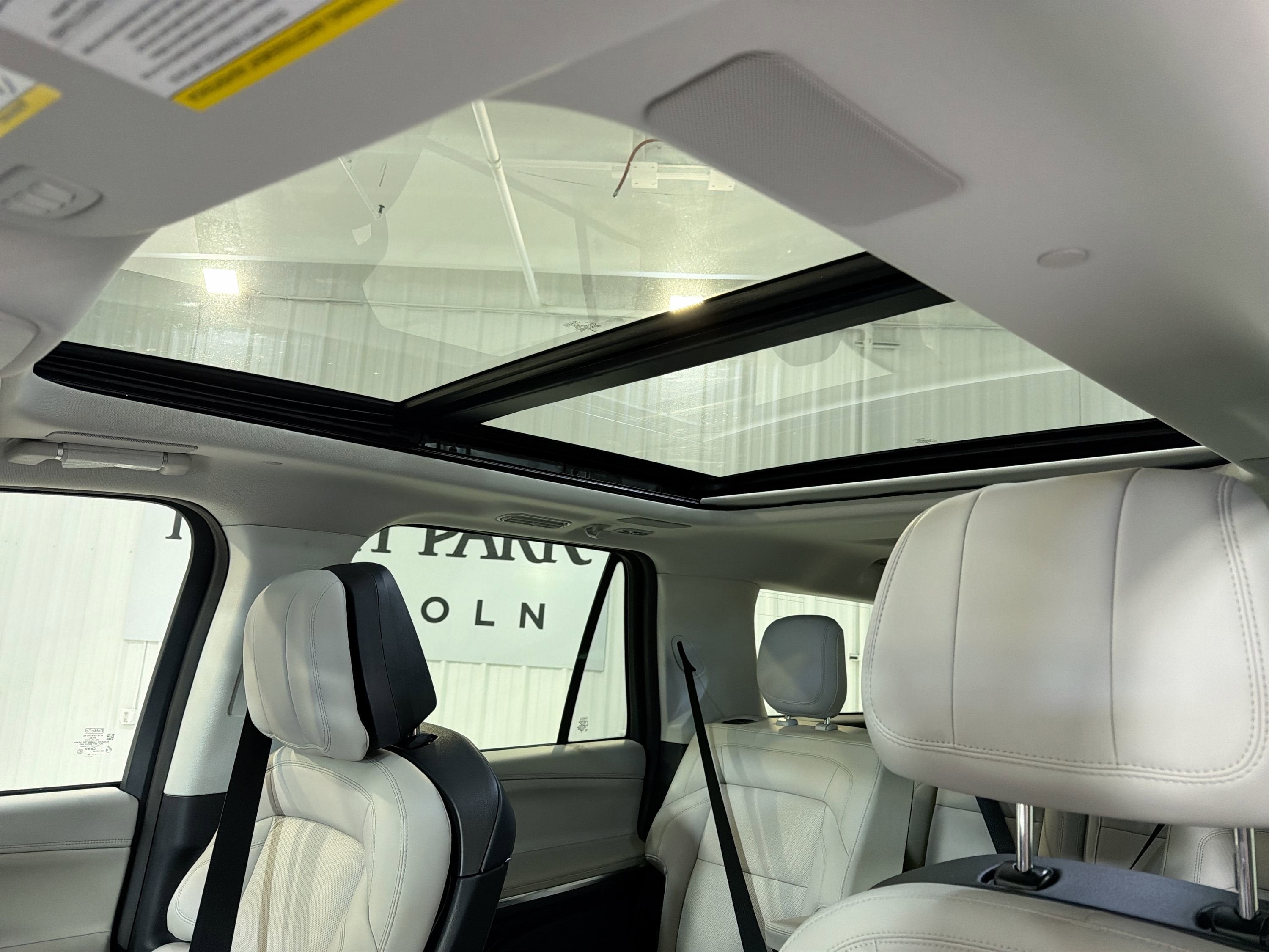 2026 Lincoln Navigator L Reserve