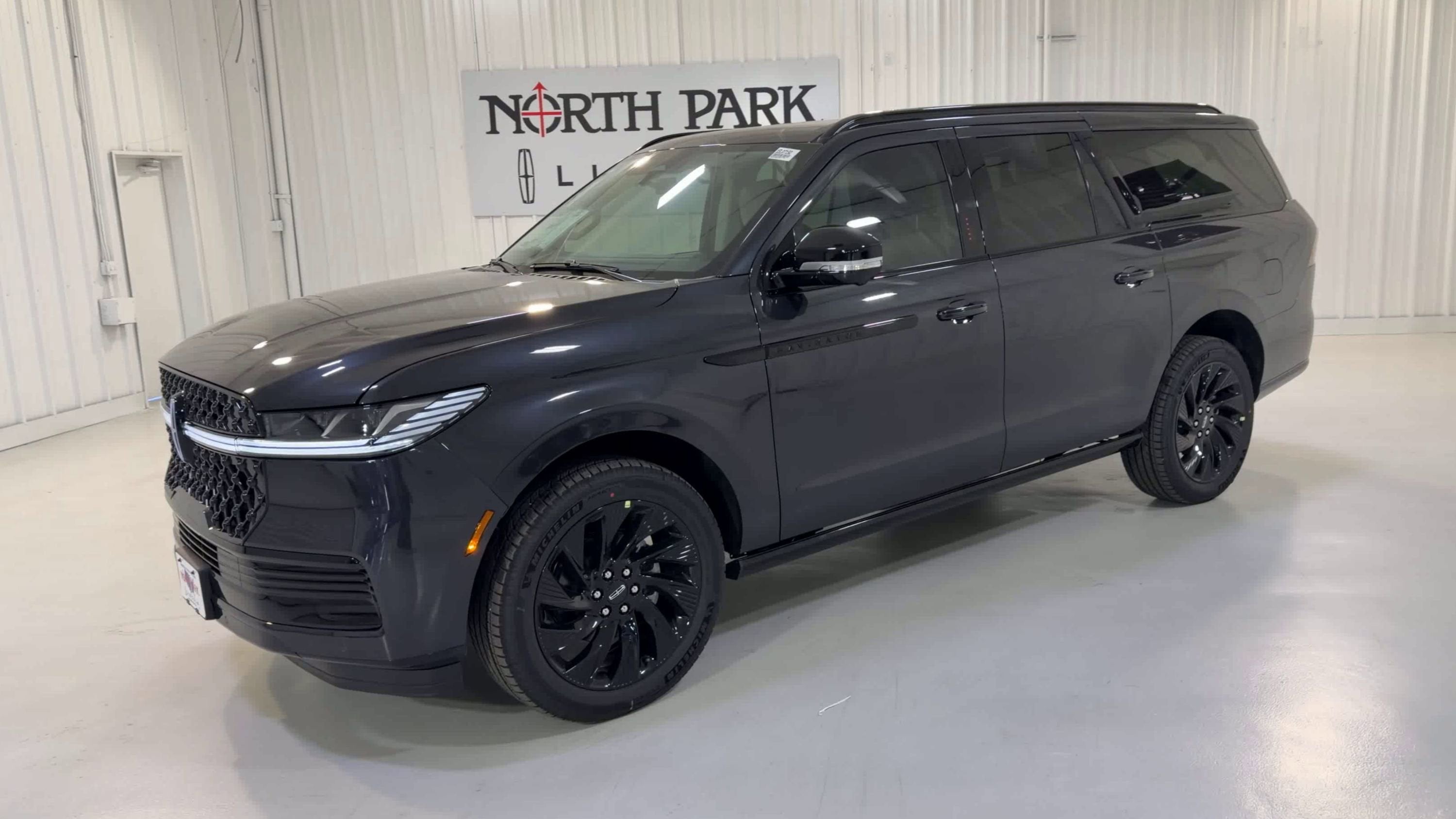 2026 Lincoln Navigator L Reserve