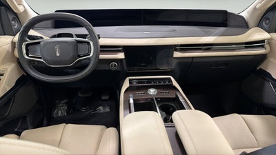 2027 Lincoln Navigator L Reserve