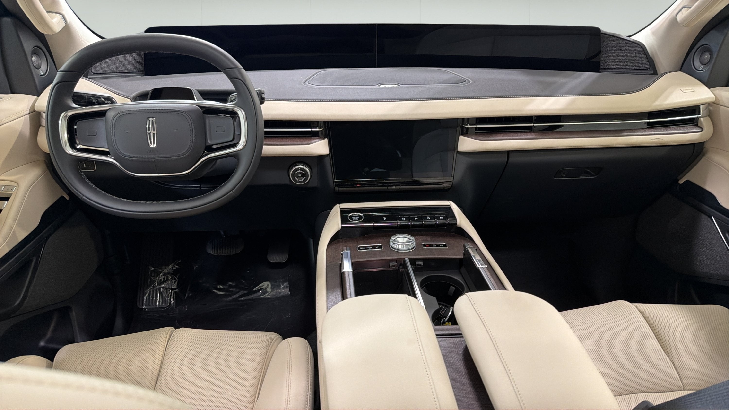 2027 Lincoln Navigator L Reserve