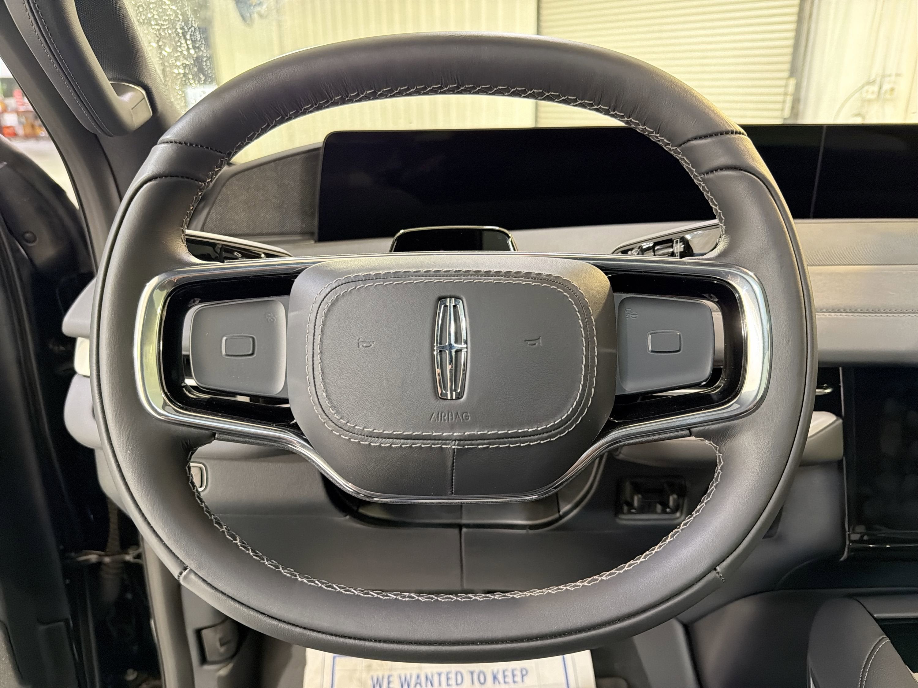 2025 Lincoln Navigator L Reserve