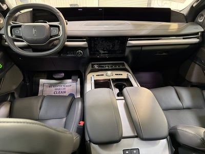 2025 Lincoln Navigator L Reserve
