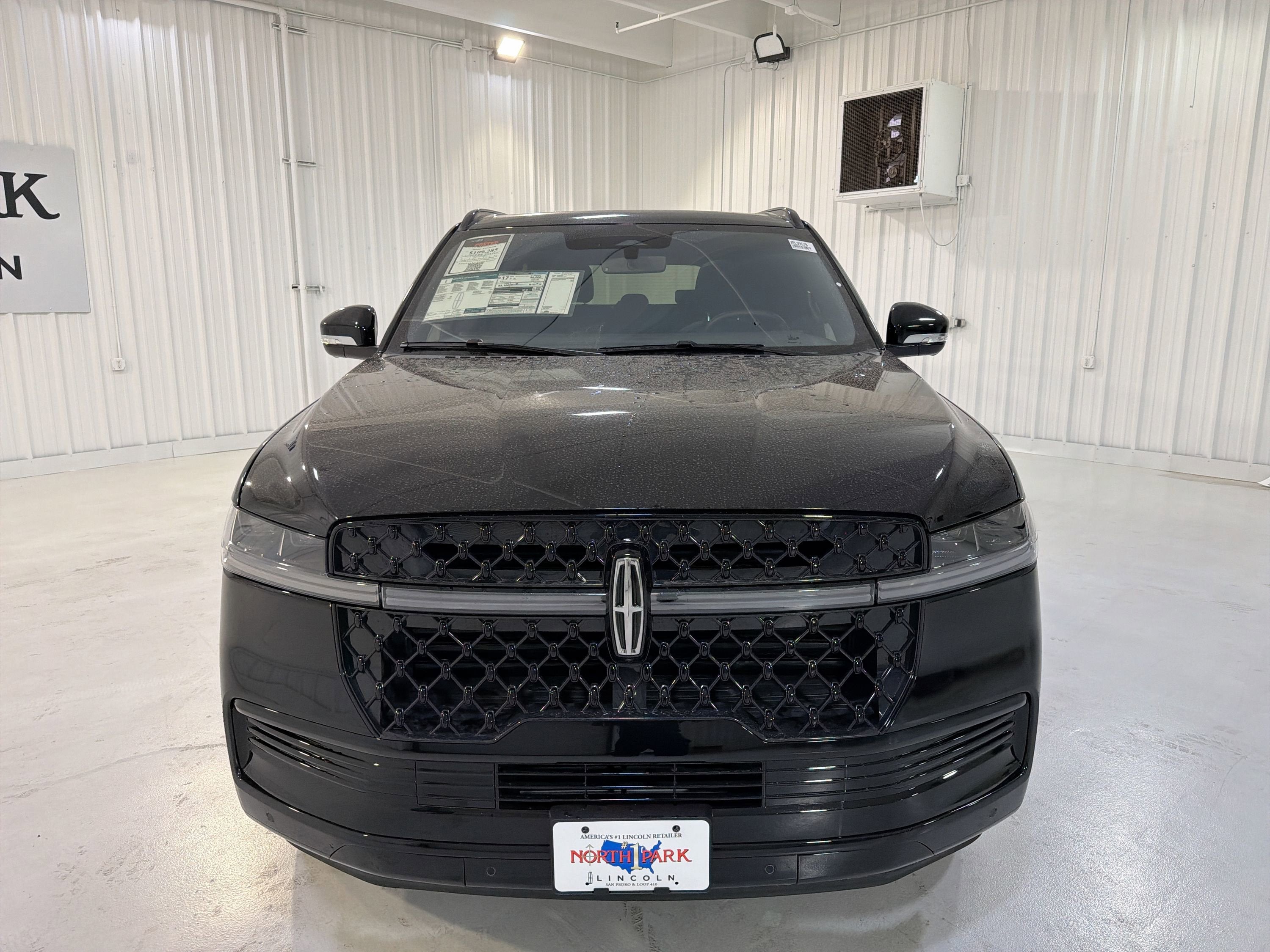 2025 Lincoln Navigator L Reserve