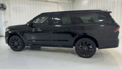 2025 Lincoln Navigator L Reserve