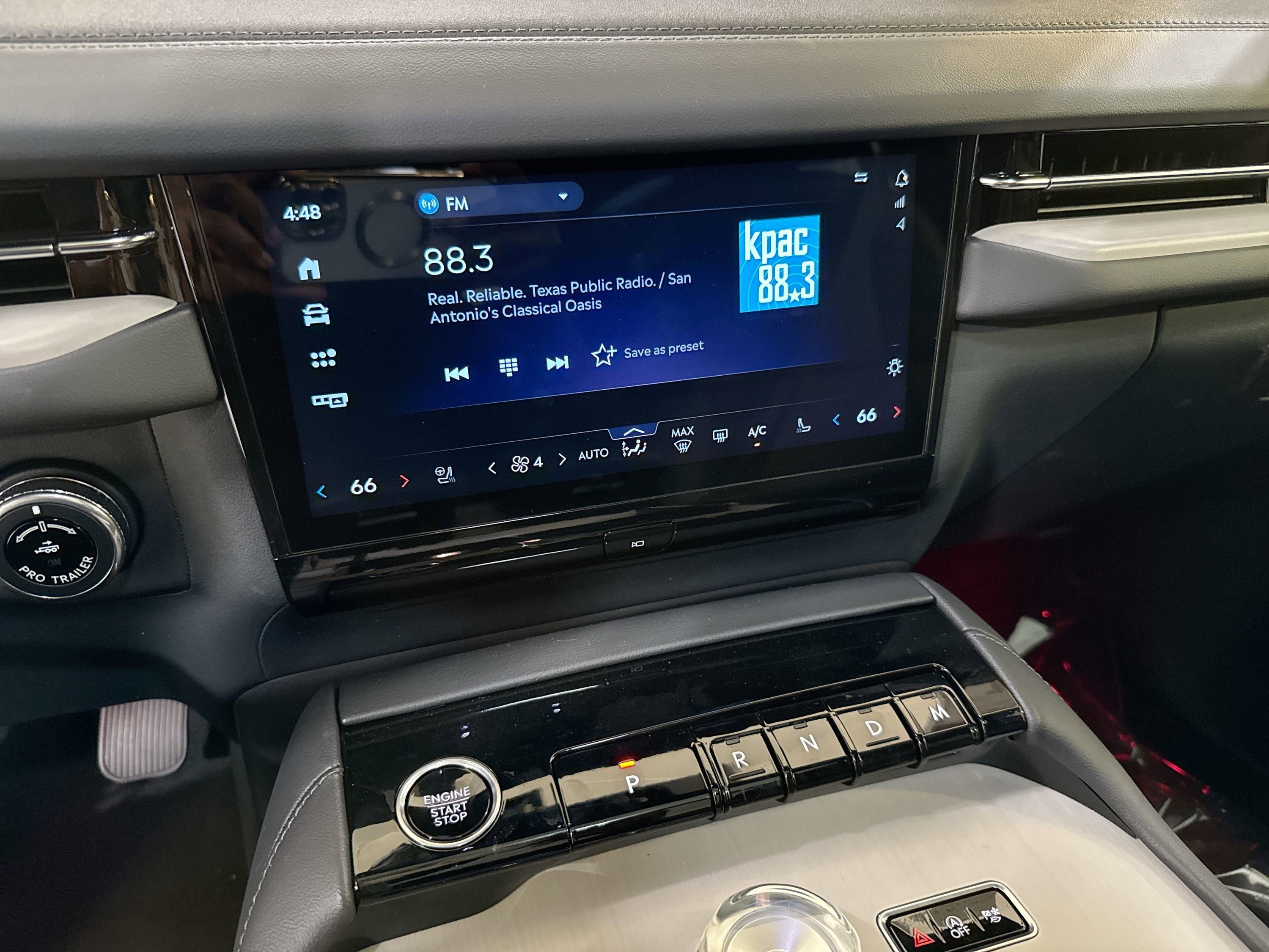 2025 Lincoln Navigator L Reserve