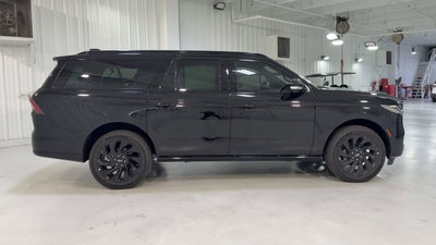 2025 Lincoln Navigator L Reserve