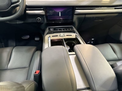 2025 Lincoln Navigator L Reserve