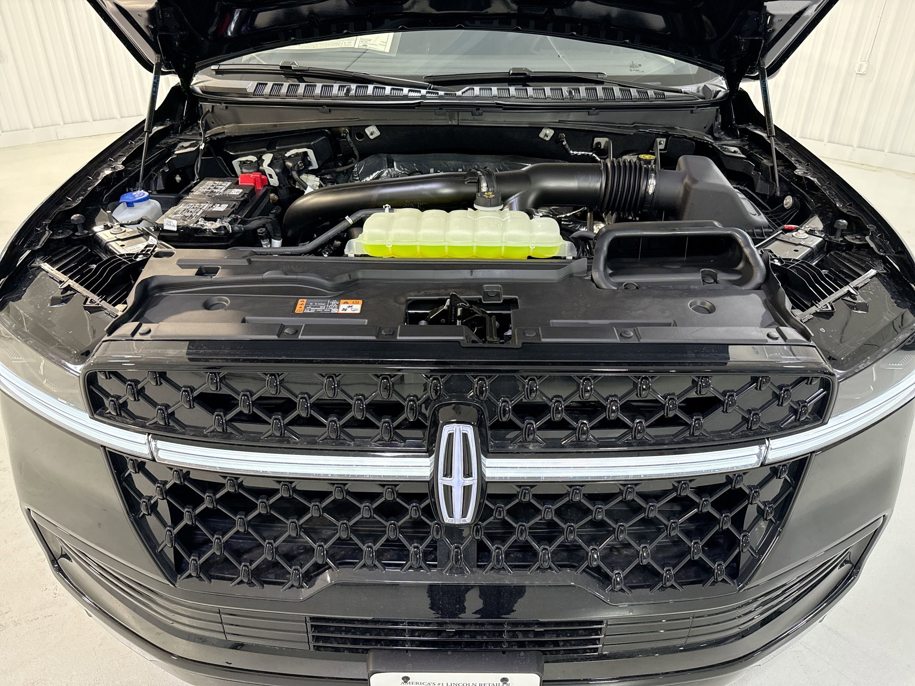 2025 Lincoln Navigator L Reserve