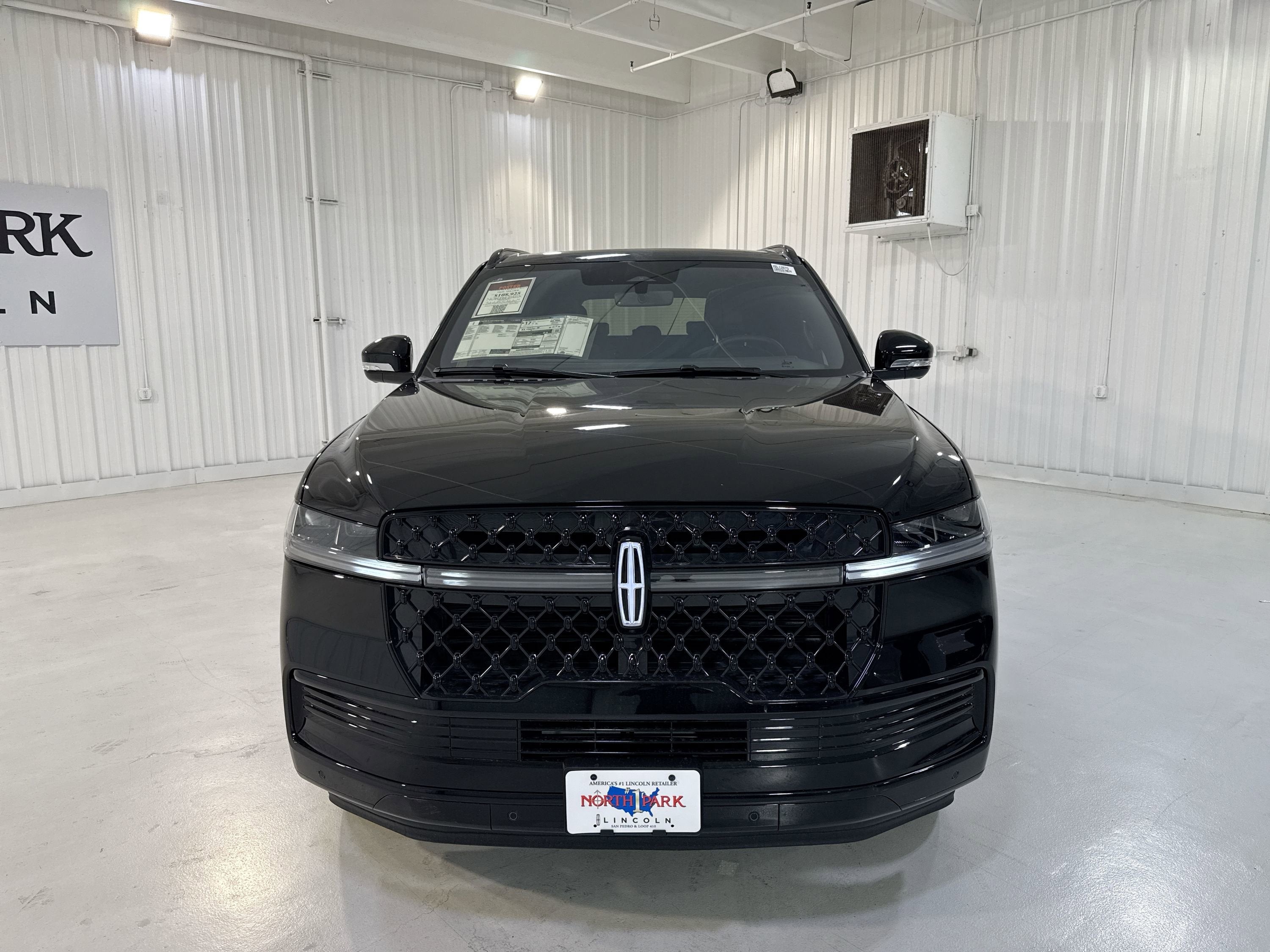 2025 Lincoln Navigator L Reserve