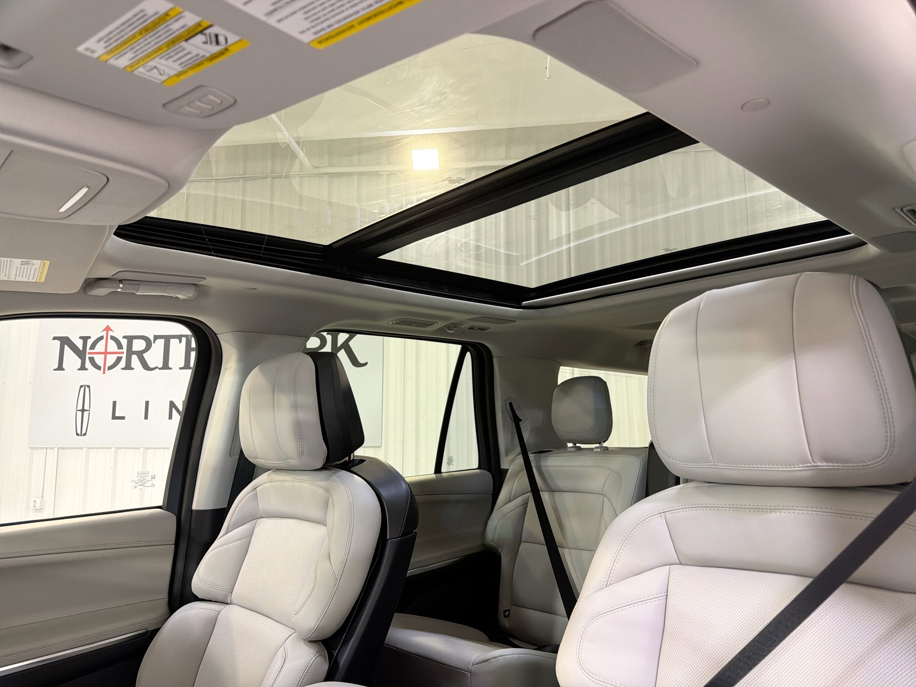 2026 Lincoln Navigator L Reserve