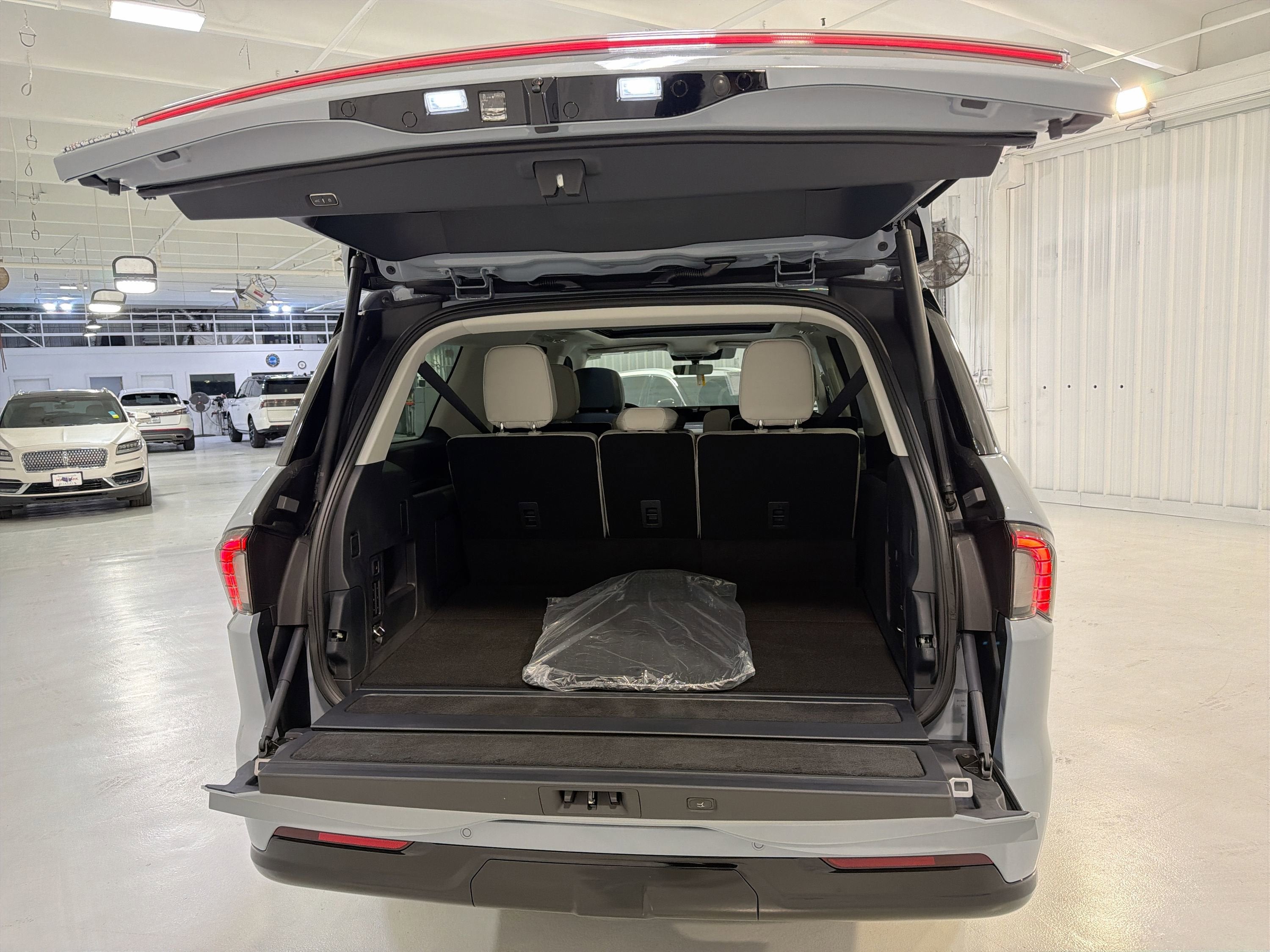 2026 Lincoln Navigator L Reserve