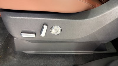 2027 Lincoln Navigator L Reserve