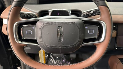 2027 Lincoln Navigator L Reserve