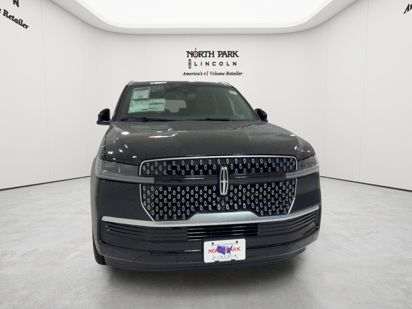 2027 Lincoln Navigator L Reserve