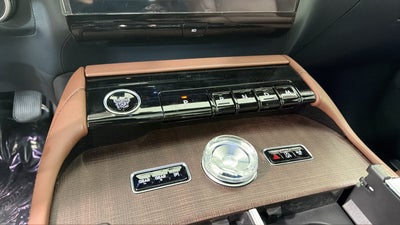2027 Lincoln Navigator L Reserve
