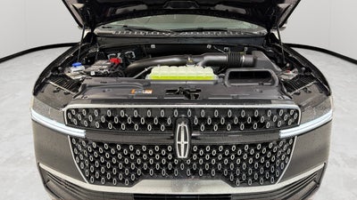 2027 Lincoln Navigator L Reserve