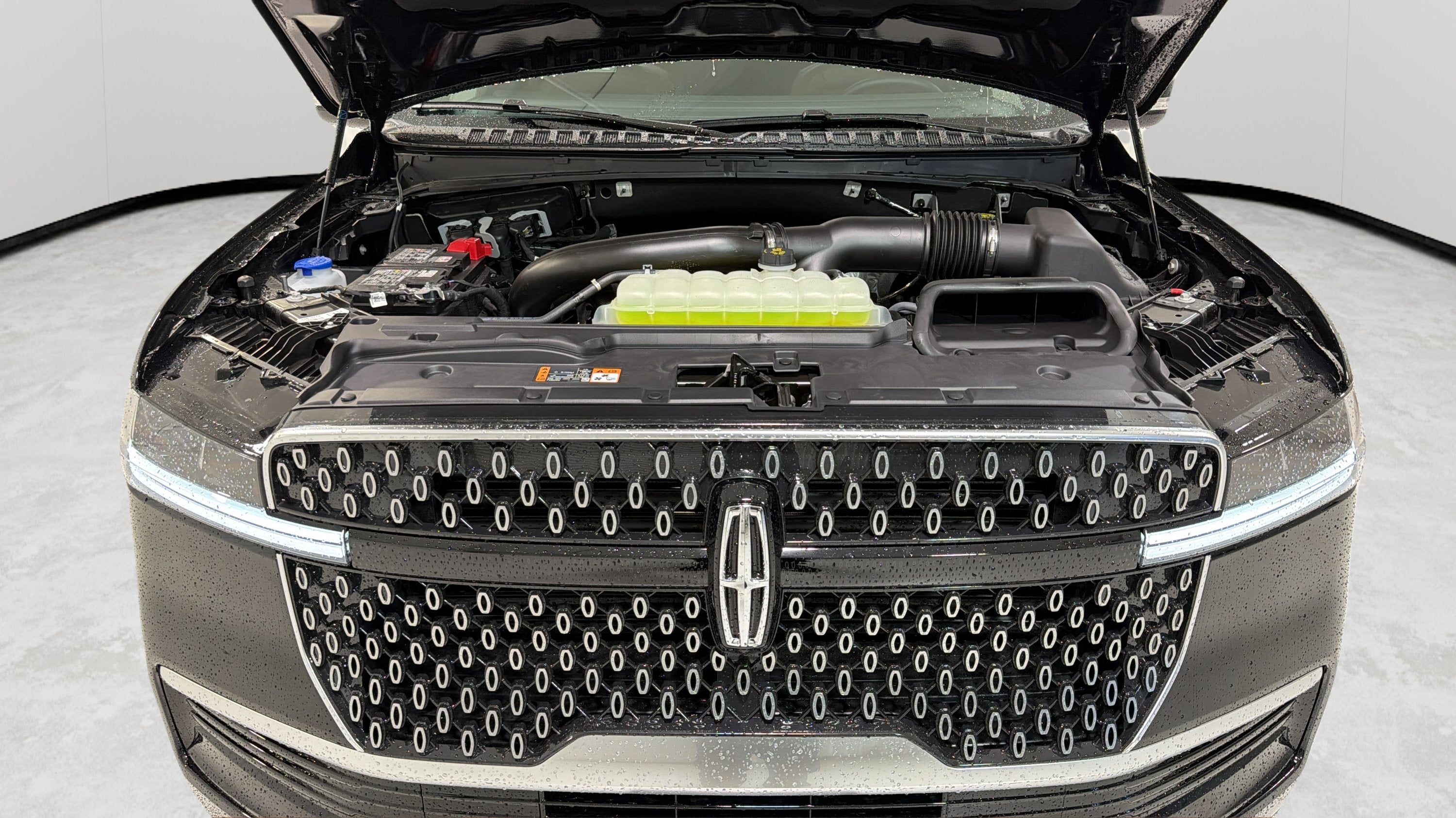 2027 Lincoln Navigator L Reserve