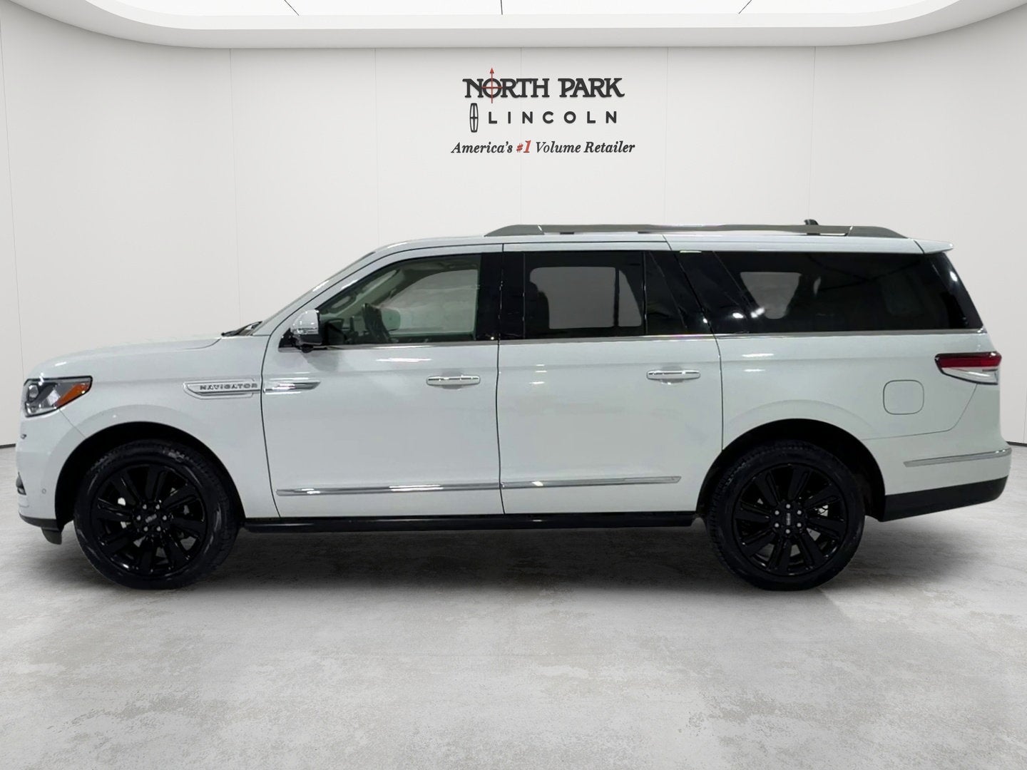 2024 Lincoln Navigator L Reserve