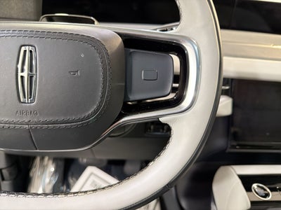 2025 Lincoln Navigator L Reserve