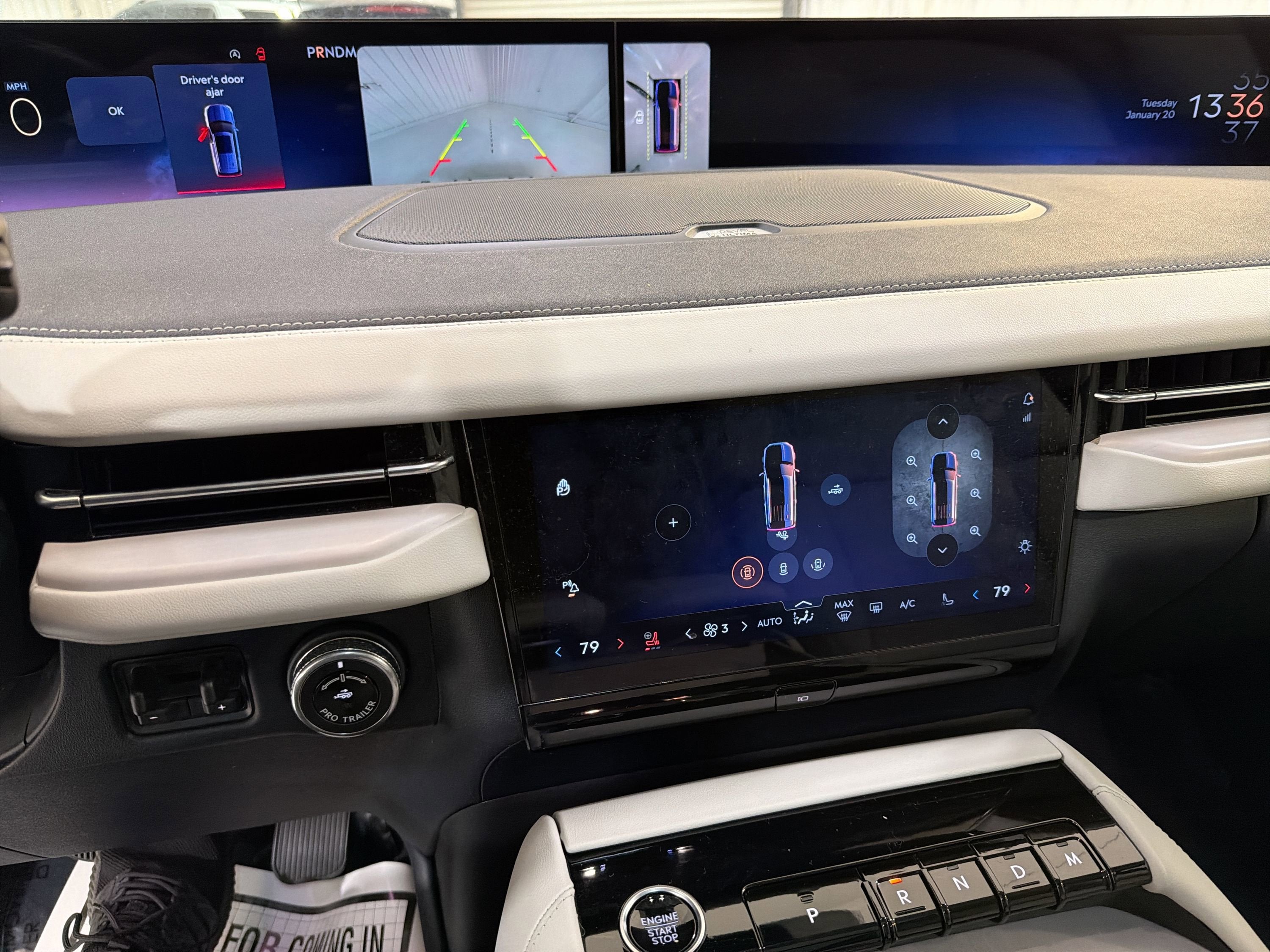 2025 Lincoln Navigator L Reserve