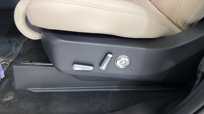 2027 Lincoln Navigator L Reserve