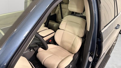2027 Lincoln Navigator L Reserve