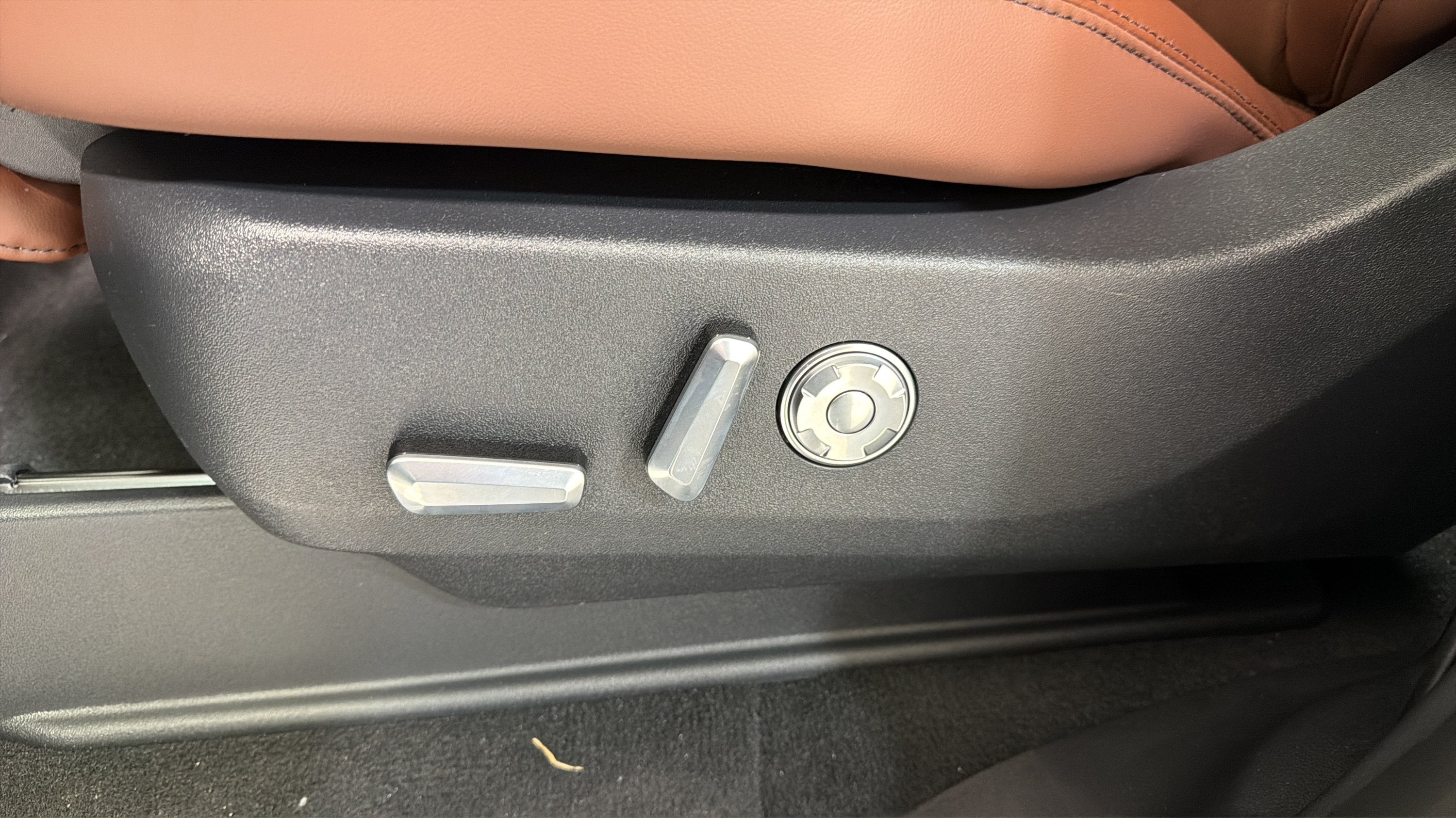 2027 Lincoln Navigator L Reserve